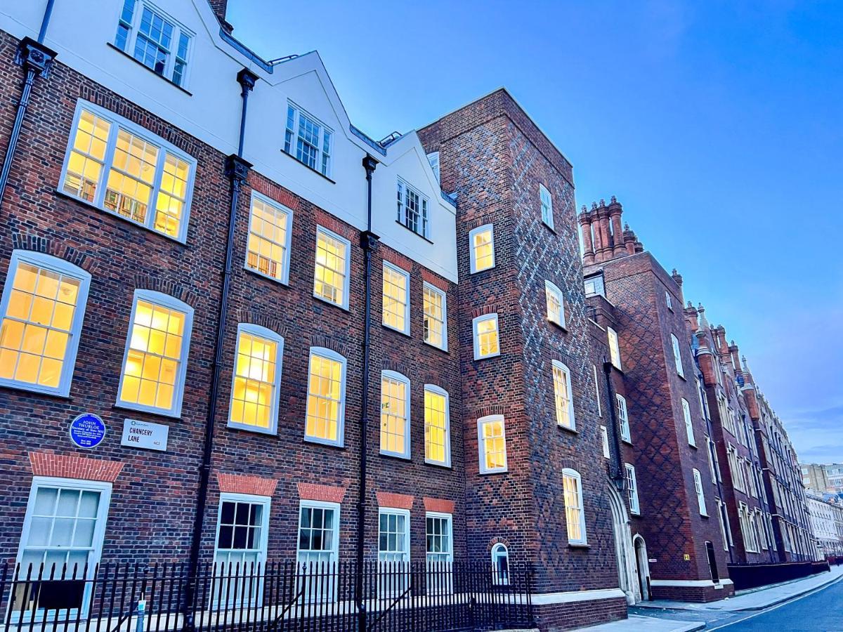 Superior Entire Apartment Between St Pauls Cathedral And Covent Garden Лондон Екстериор снимка