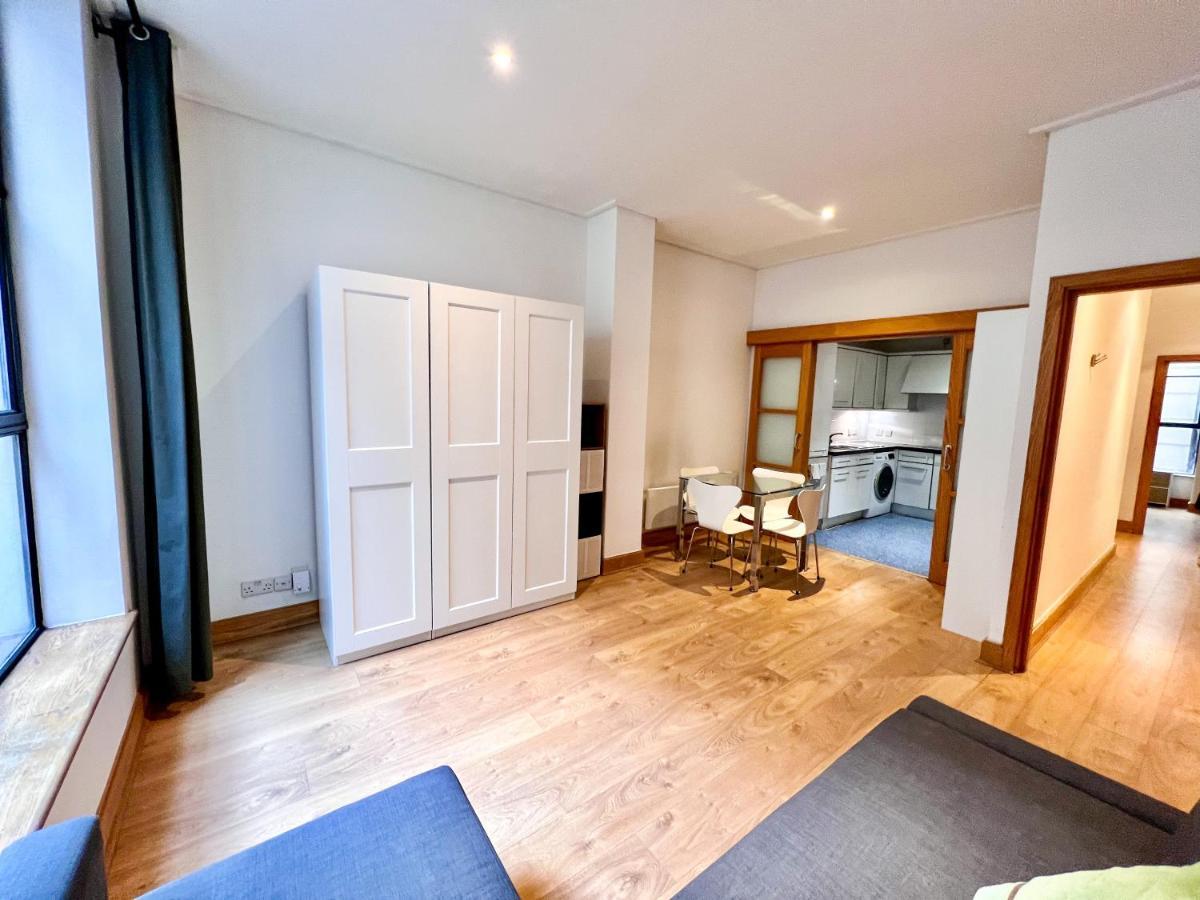 Superior Entire Apartment Between St Pauls Cathedral And Covent Garden Лондон Екстериор снимка