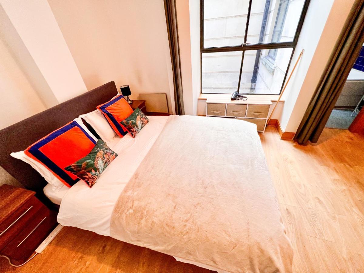 Superior Entire Apartment Between St Pauls Cathedral And Covent Garden Лондон Екстериор снимка