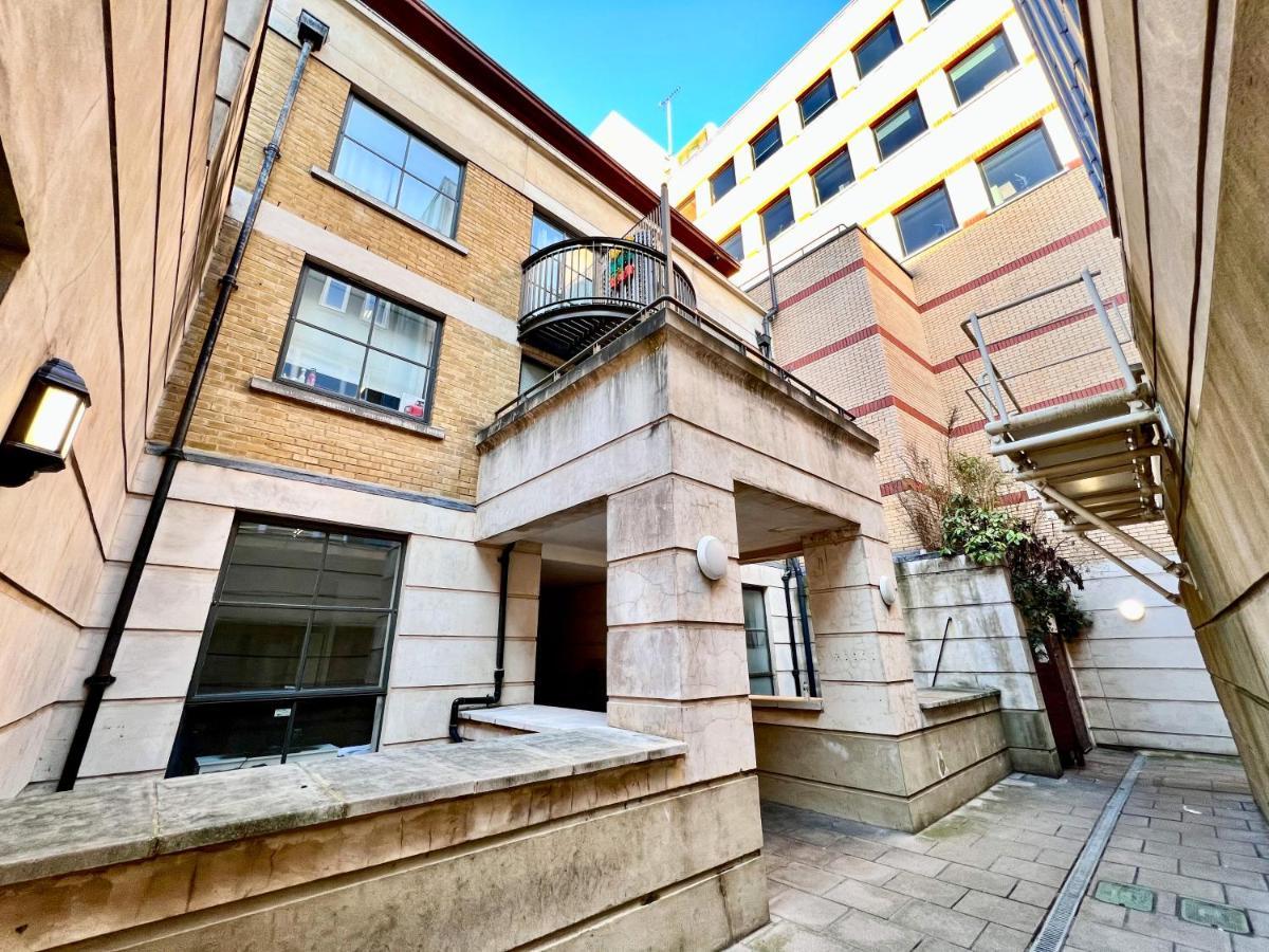 Superior Entire Apartment Between St Pauls Cathedral And Covent Garden Лондон Екстериор снимка