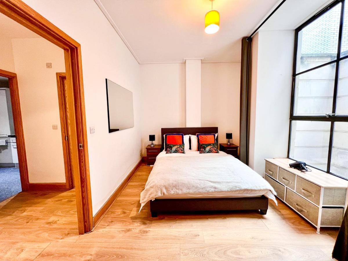 Superior Entire Apartment Between St Pauls Cathedral And Covent Garden Лондон Екстериор снимка